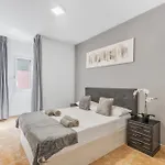 Ocean View Apartman *