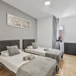 Ocean View Apartment *